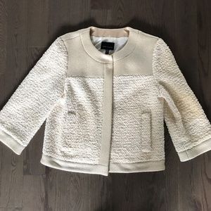 Judith & Charles Size 4 Vanilla Cropped Blazer